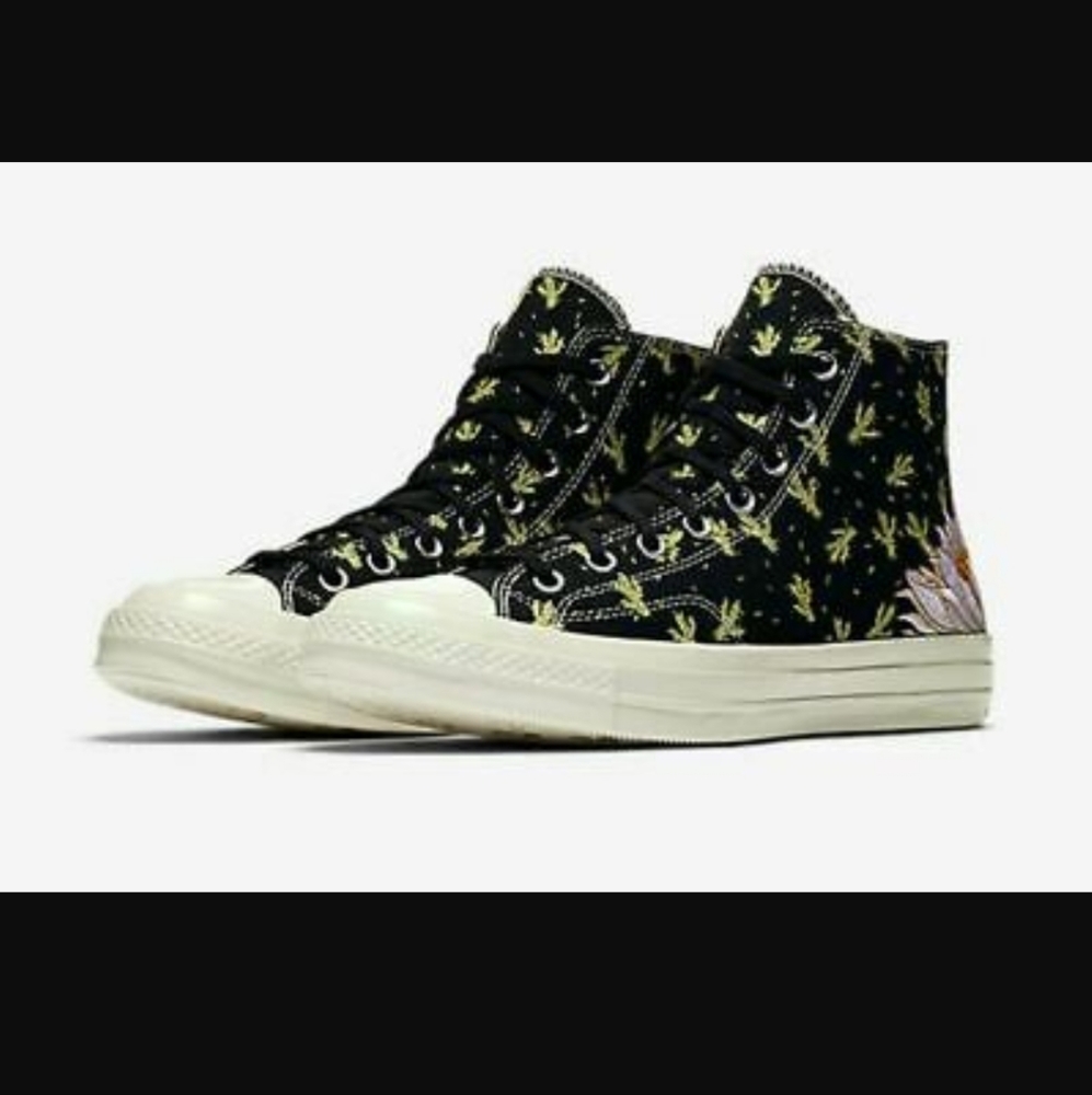 Converse 🏜🏜 - Picture 3 of 6